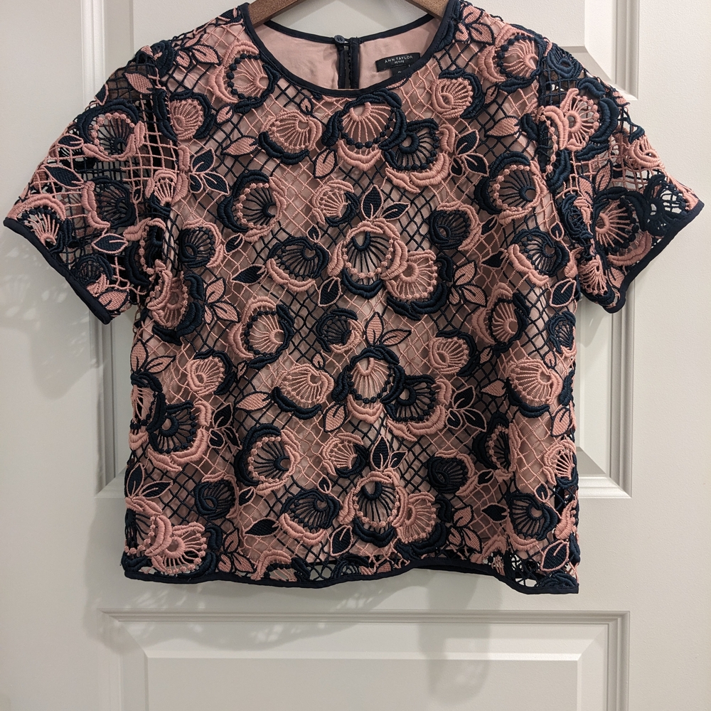 Elegant Floral Lace Top - Pink and Black